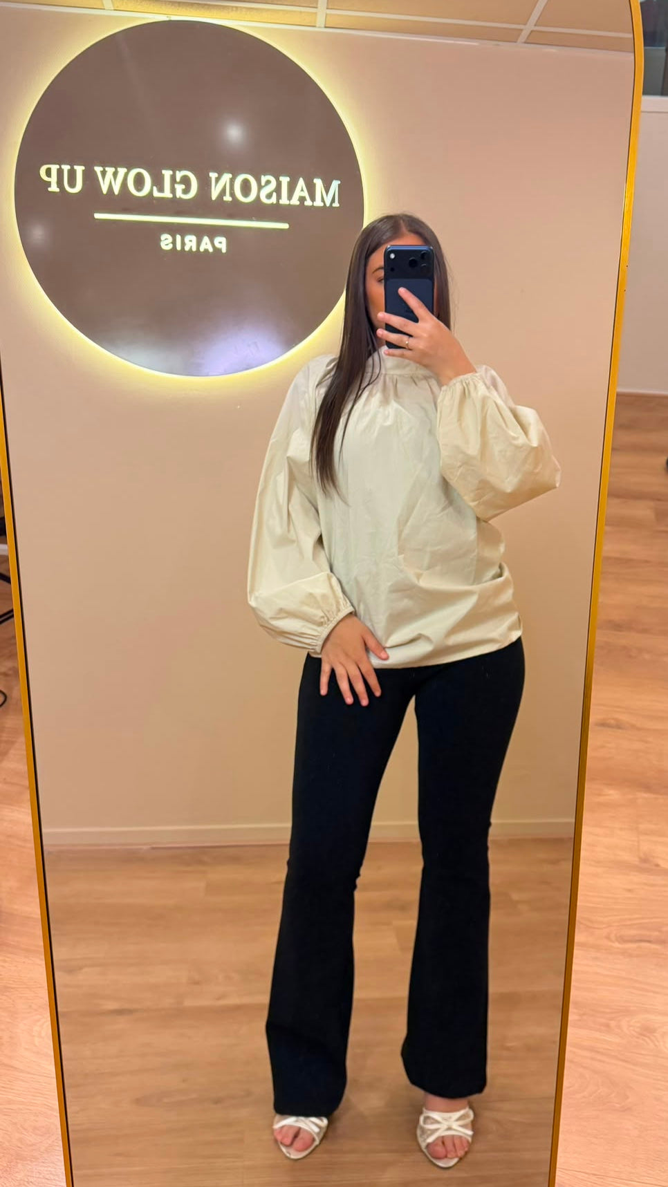 Top Noeud Derrière Col
