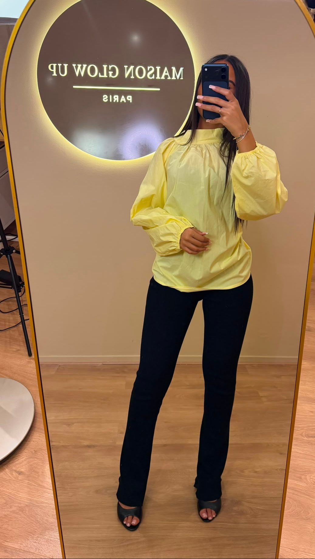 Top Noeud Derrière Col
